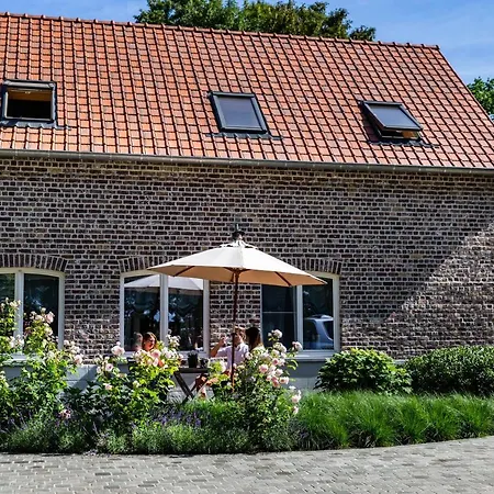 't Heirweggoed Bed & Breakfast 4*